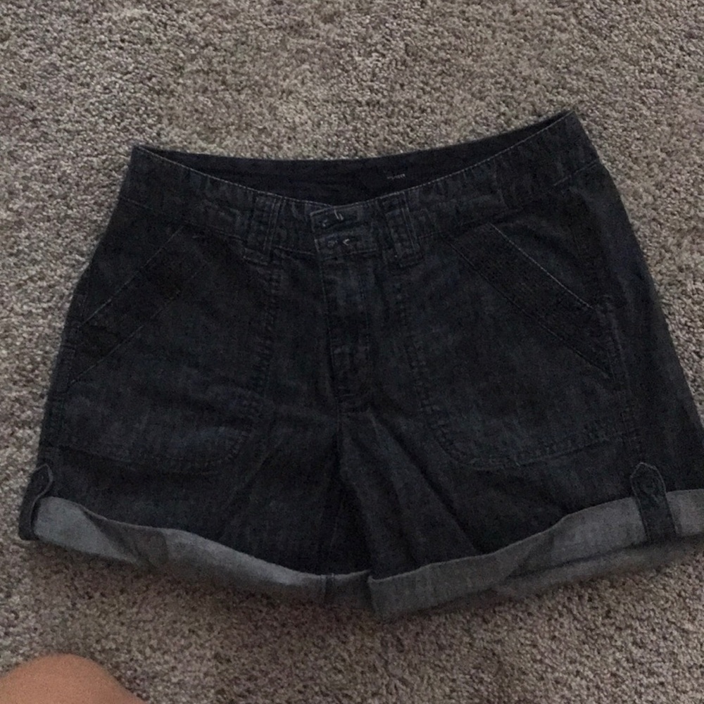 Tommy denim rollup shorts